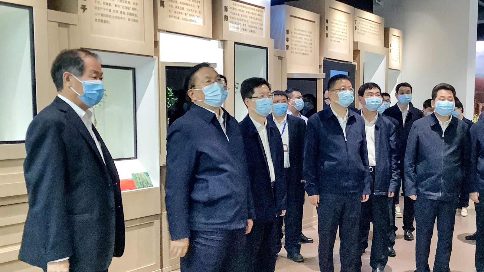 1650700545782146.jpg 1650700545782146.jpg